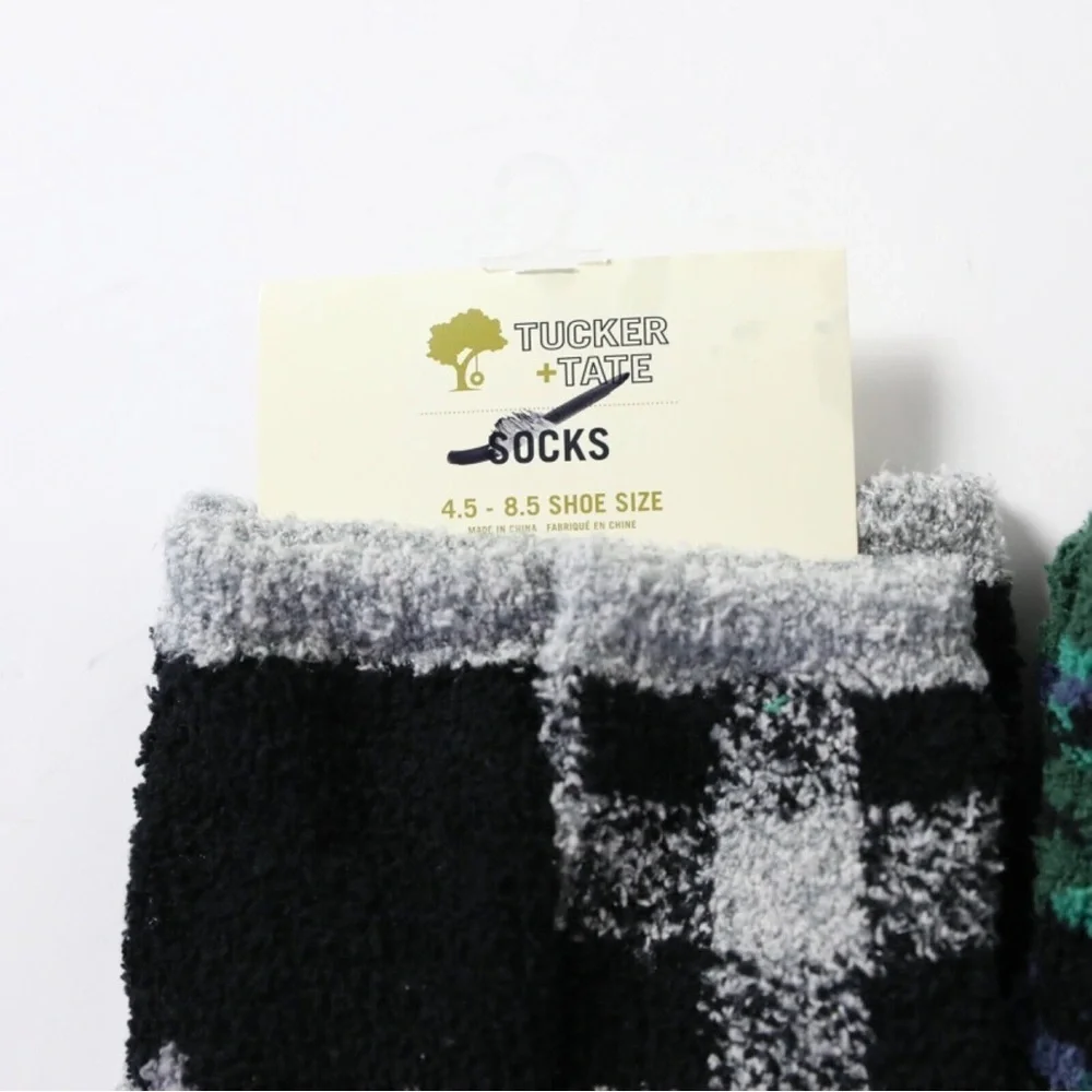 New Tucker + Tate 2 sets 4 pairs of kids socks Camo Wolf packs 4.5-8.5 non-slip
